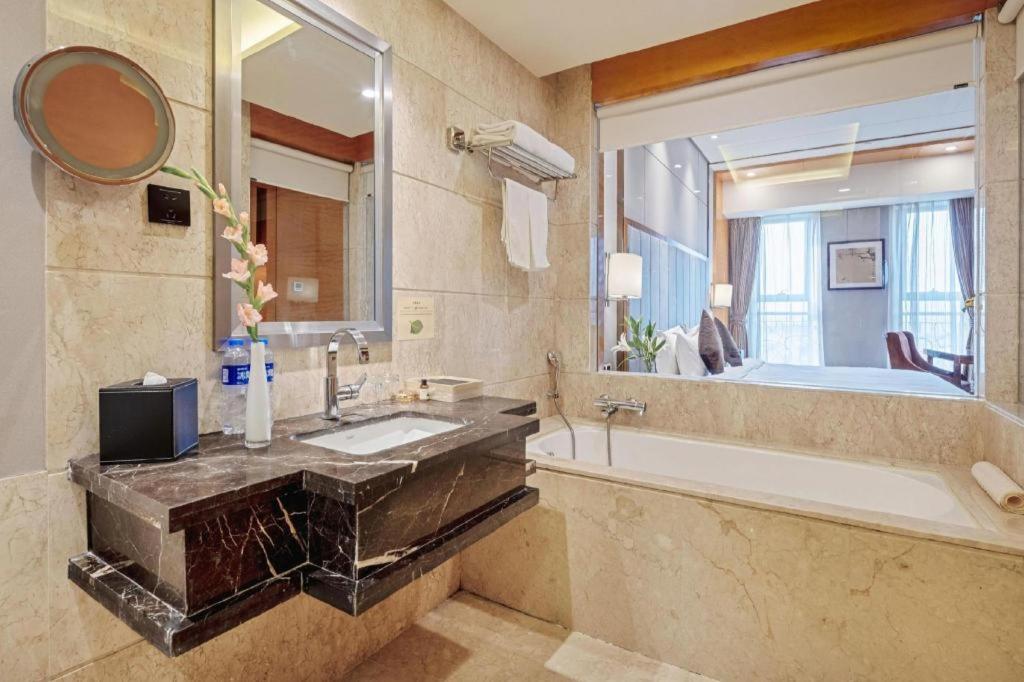 Gardenview Hotel Shanghai Bagian luar foto